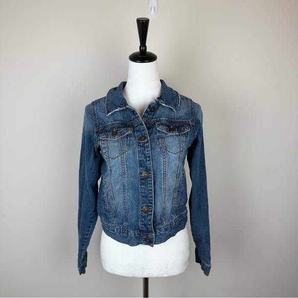 Mudd Women’s Blue Denim Jean Jacket Size M Medium Button Front Casual Classic - Picture 2 of 10